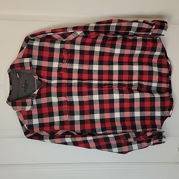 Woolrich Red and Black Plaid Button Flannel Shirt Down Size, M.  Unisex - Picture 1 of 9